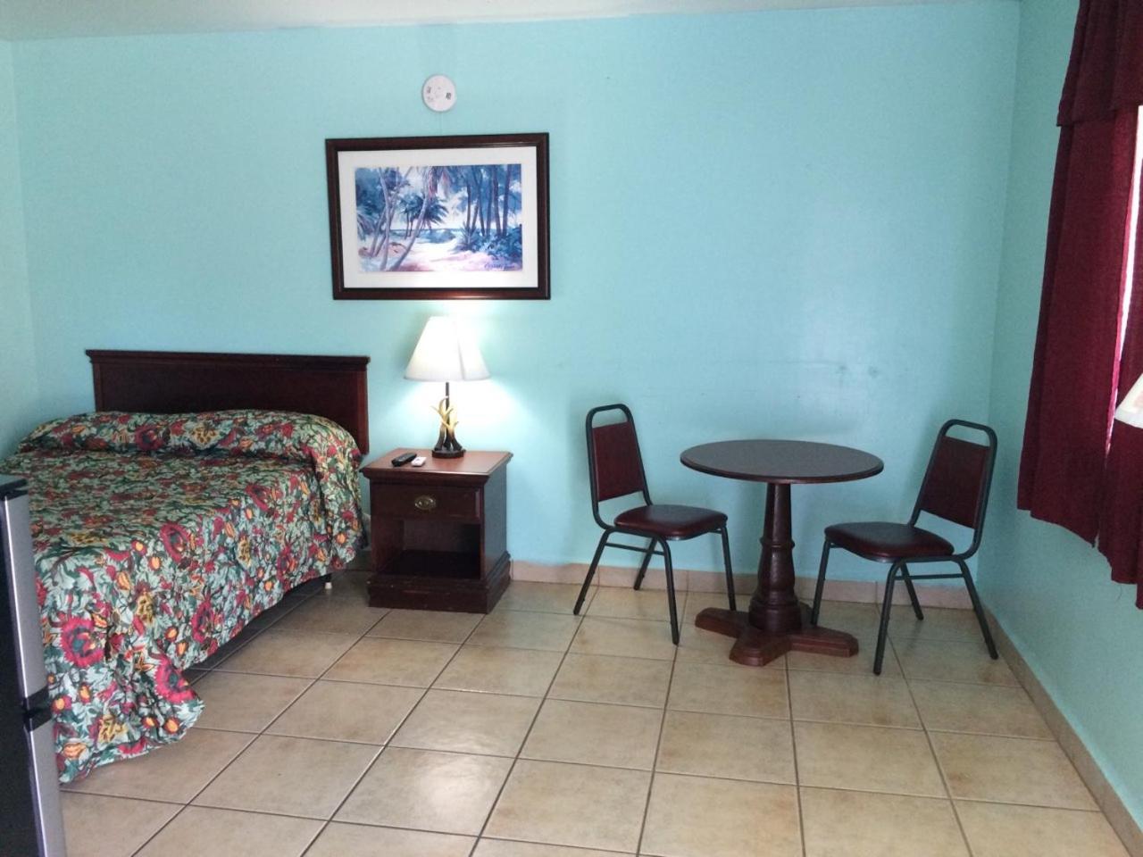 Skylark Motel Perry Exterior photo